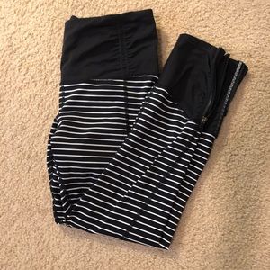 Lululemon Black and White Stripped Crop Leggings